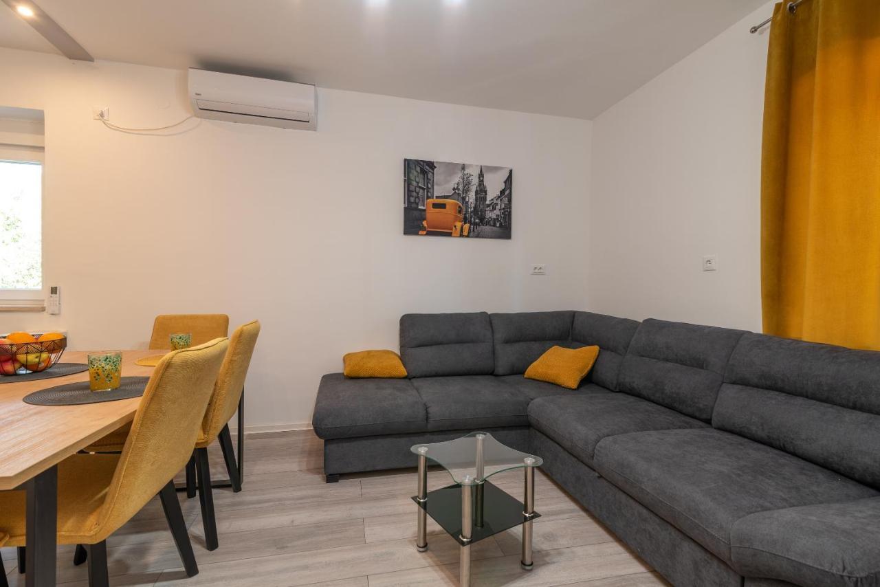 Apartman Galeb 트로기르 외부 사진