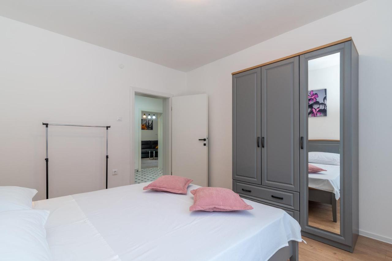 Apartman Galeb 트로기르 외부 사진