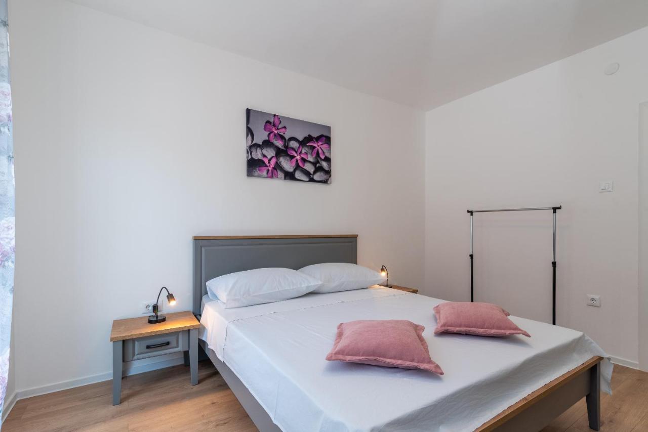 Apartman Galeb 트로기르 외부 사진
