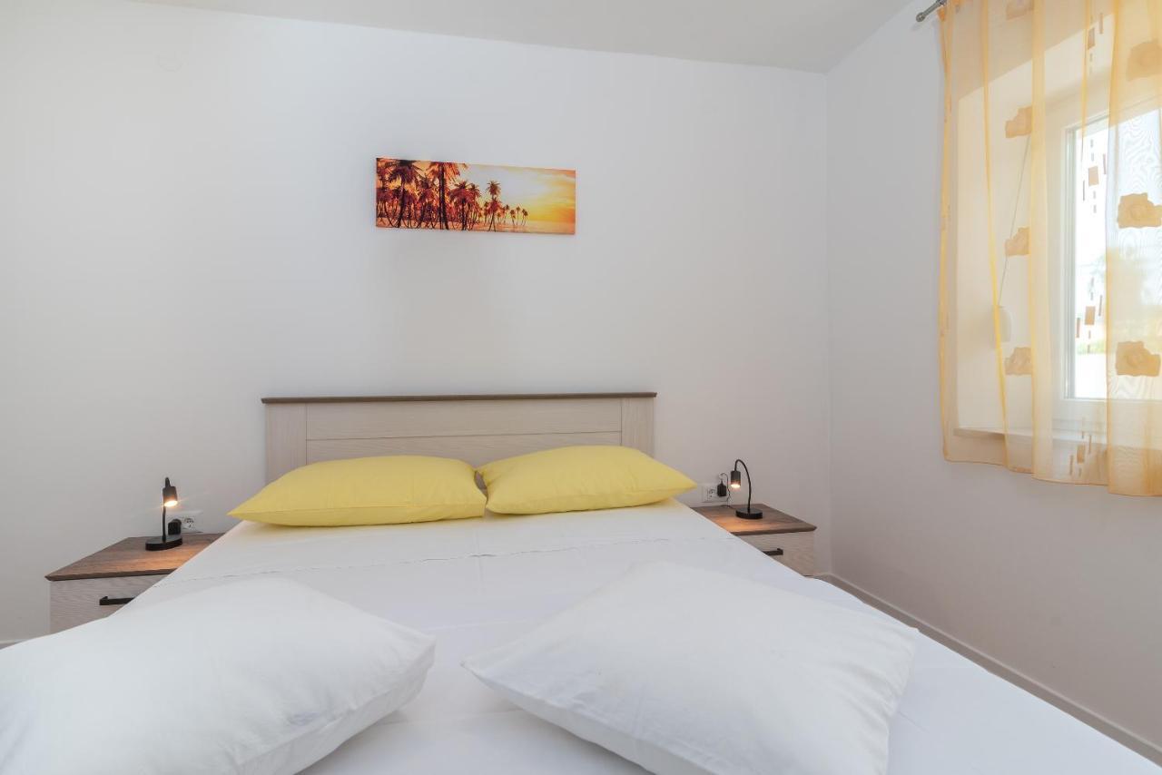 Apartman Galeb 트로기르 외부 사진