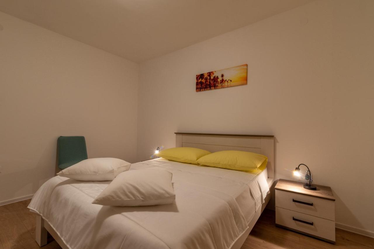 Apartman Galeb 트로기르 외부 사진