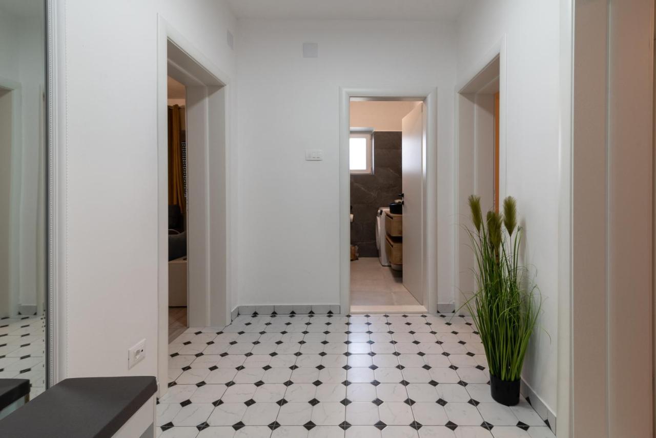 Apartman Galeb 트로기르 외부 사진